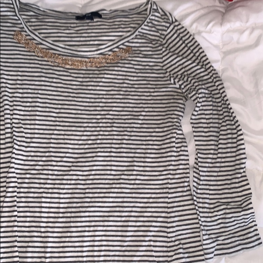 3 quarter length gap shirt